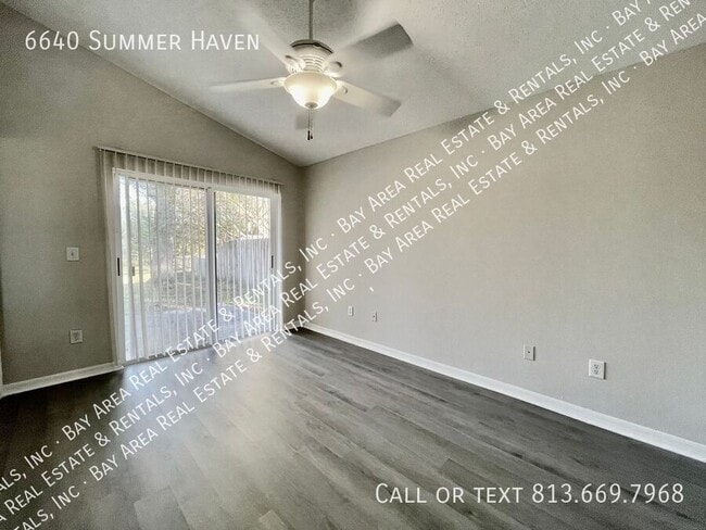 Building Photo - 6640 Summer Haven Dr