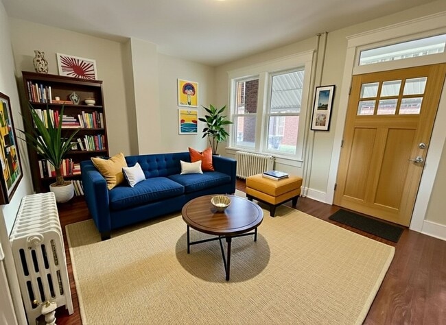 Building Photo - 2 Bedroom 1 Bathroom in Lancaster City!