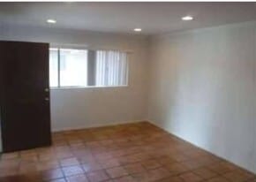 Building Photo - 1723 Benedict Way