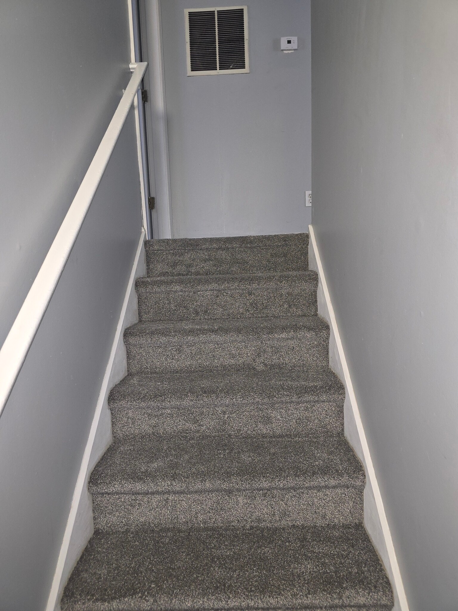 Building Photo - 1907 E Balsam Ct