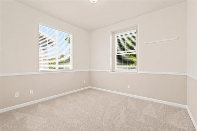 Building Photo - 3169 Parkham Dr