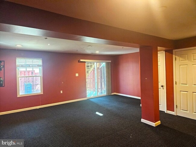 Building Photo - 3315 Hollow Ct