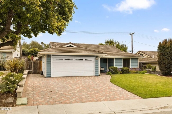 Building Photo - 2226 Sanderling St