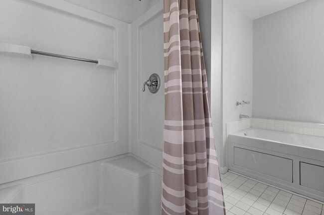 Building Photo - 1329 S Charles St