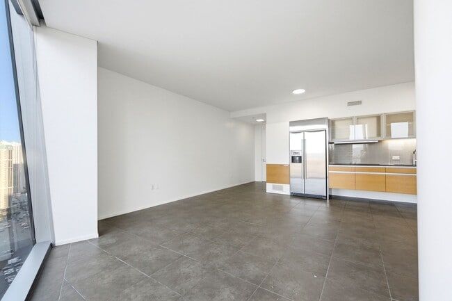 Building Photo - Veer Towers 2408E- North Strip/City Views from this Stunning 1Bd Residence