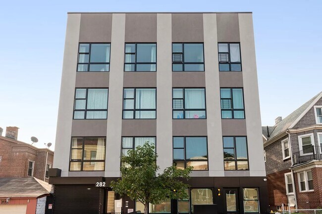Building Photo - 282 E 32nd St