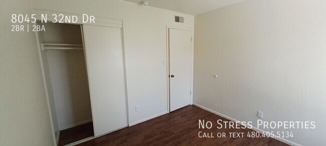 Building Photo - 2 Bed Town Home at 35th Ave and Northern!