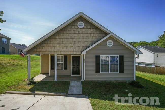 Building Photo - 5511 Peachwood Dr