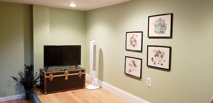 Building Photo - 602 Summer St