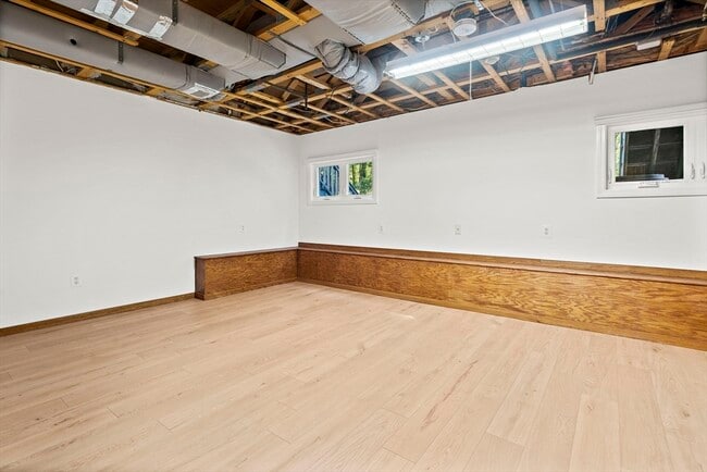 Building Photo - 849 Boston Post Rd E