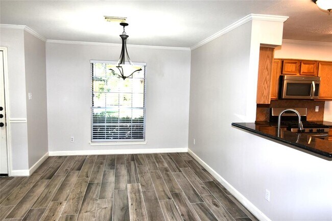 Building Photo - 7311 Harpers Dr