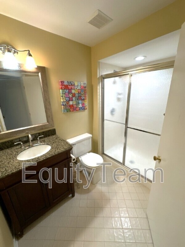 Building Photo - 9328 Hunters Creek Dr