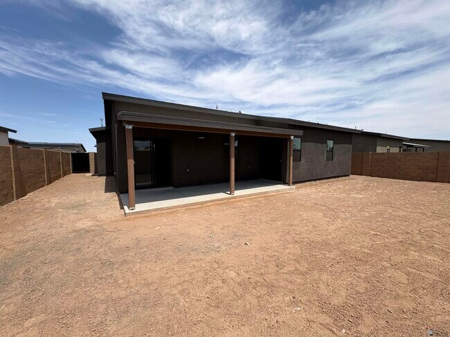 Building Photo - 4311 W 31st Pl