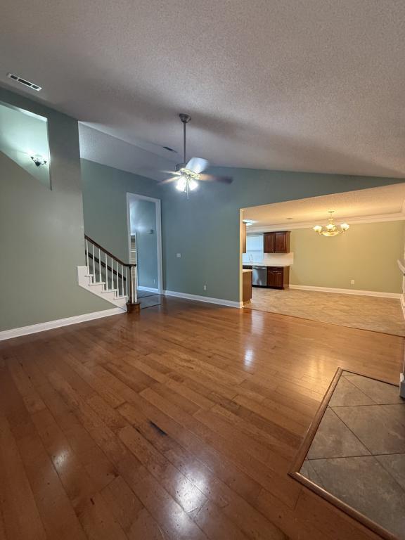 Building Photo - 2065 Juniper Dr