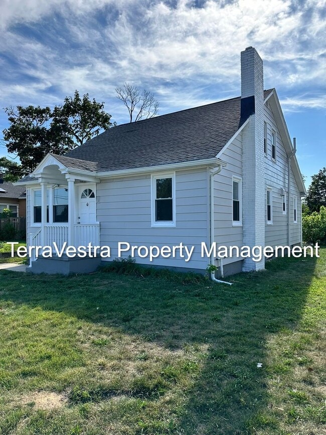 Building Photo - Single family home in Millville! Eligible ...