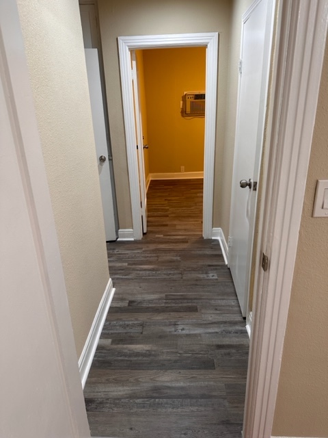 Hallway - 1802 E Glenoaks Blvd