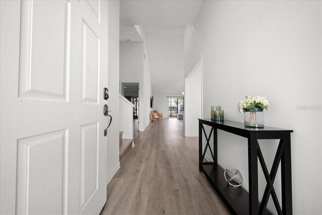 Building Photo - 2925 N Rivers Edge Blvd