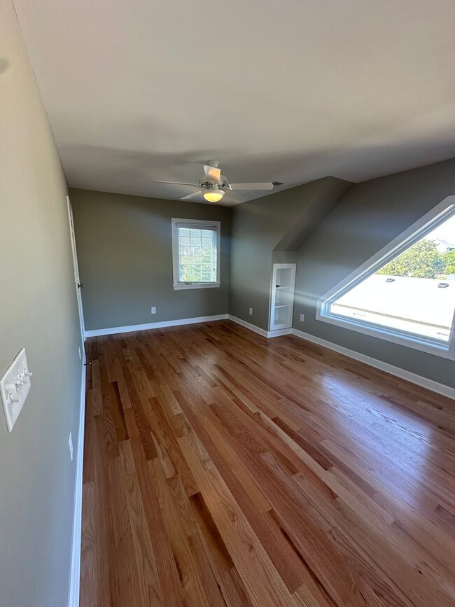 Building Photo - Long-Term Rental – Spacious 4BR/4BA Home i...