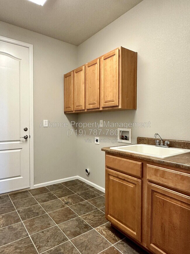 Building Photo - 2075 Bobcat Valley Ct