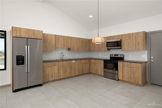 Building Photo - 18 Mile 6 Rd N