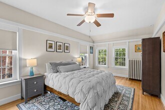 Building Photo - Elegant 4BR Home in University City | Spacious Layout & Prime Location