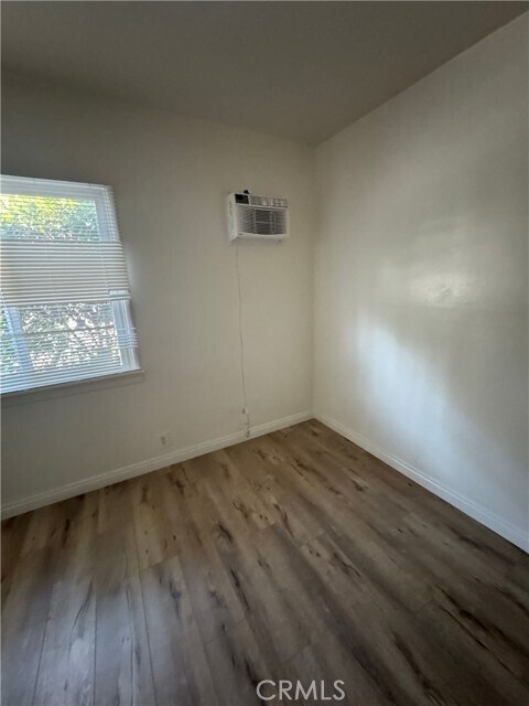 Building Photo - 50 Harkness Ave