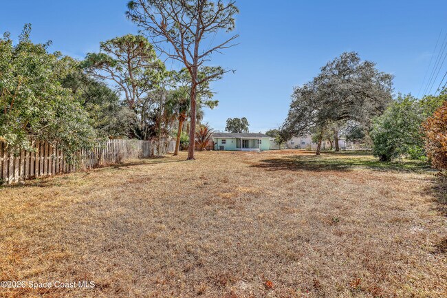 Building Photo - 4430 Barnsdale Dr