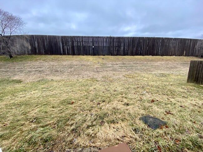 Building Photo - COMING SOON!! Stunning 4 Bedroom 2.5 Bathr...