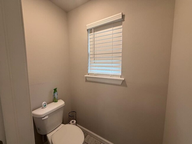 Building Photo - 7712 Windstone Dr