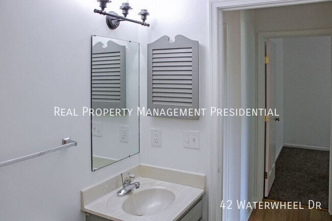 Building Photo - 42 Waterwheel Dr