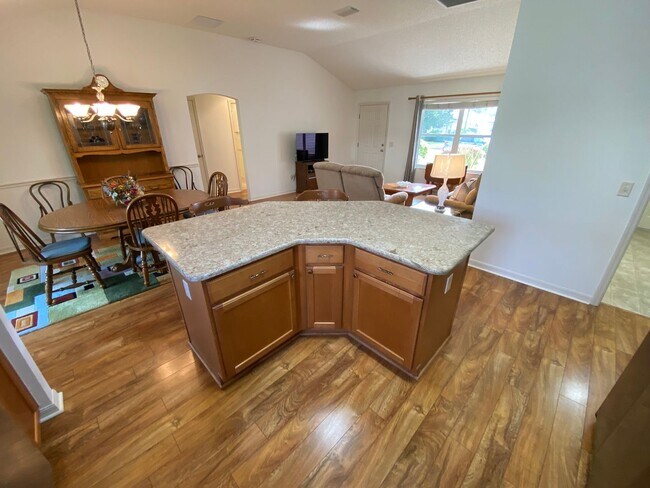 Building Photo - Beautiful 3 + 2 Fully Furnished/Turnkey AN...