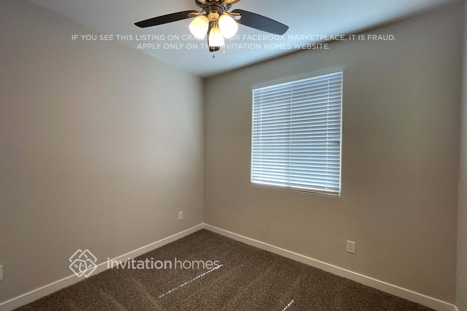 Building Photo - 17584 W Hadley St