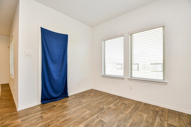 Building Photo - 21602 Zydeco Ct