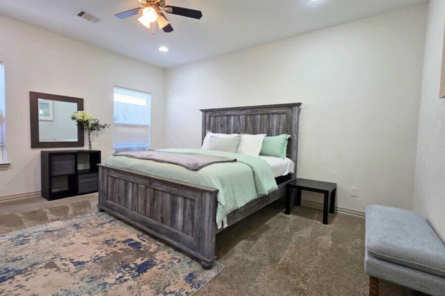 Building Photo - 2704 Sam Wilson St