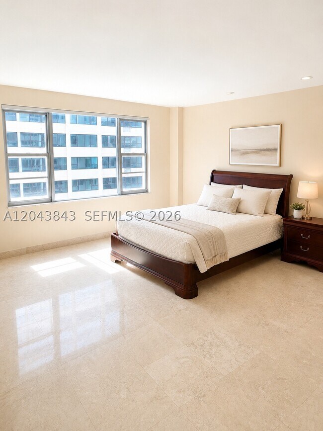 Building Photo - 5255 Collins Ave