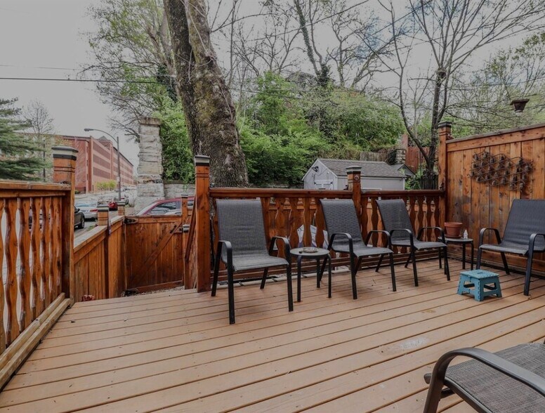 Building Photo - 1200 MacKay Pl