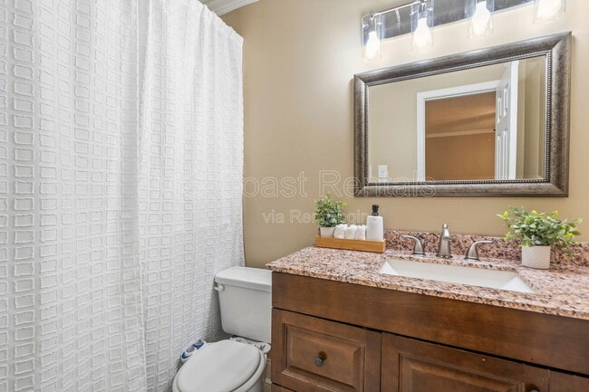 Building Photo - 583 Neal Dr