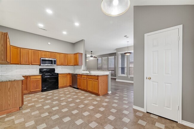 Building Photo - 1707 Bonnie Lea Ln