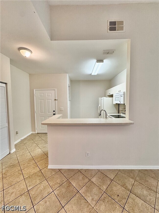 Building Photo - 4128 Bellasol Cir