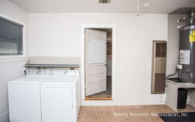 Building Photo - 3212 36th St