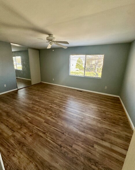 Building Photo - 11705 S Briar Patch Dr