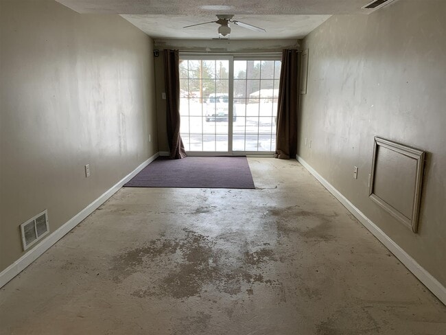 Building Photo - 114 Cannongate III Rd