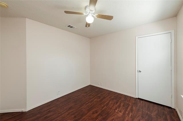 Building Photo - 204 Waterwood Dr