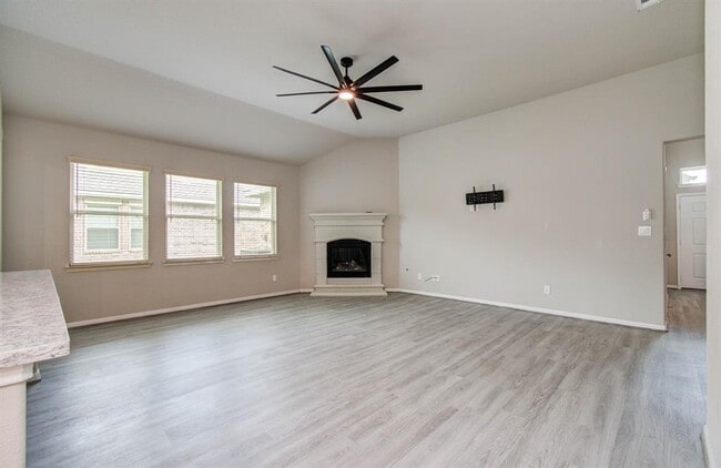 Building Photo - 4603 Bay Vista Dr