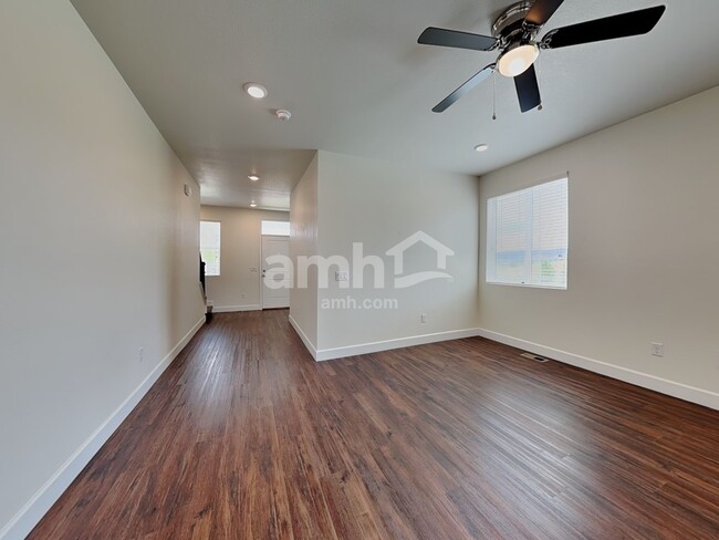 Building Photo - 15091 West 82nd Place