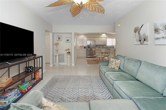 Building Photo - 330 Van Buren St