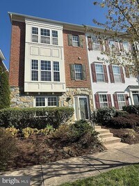 Building Photo - 23624 Overlook Park Dr