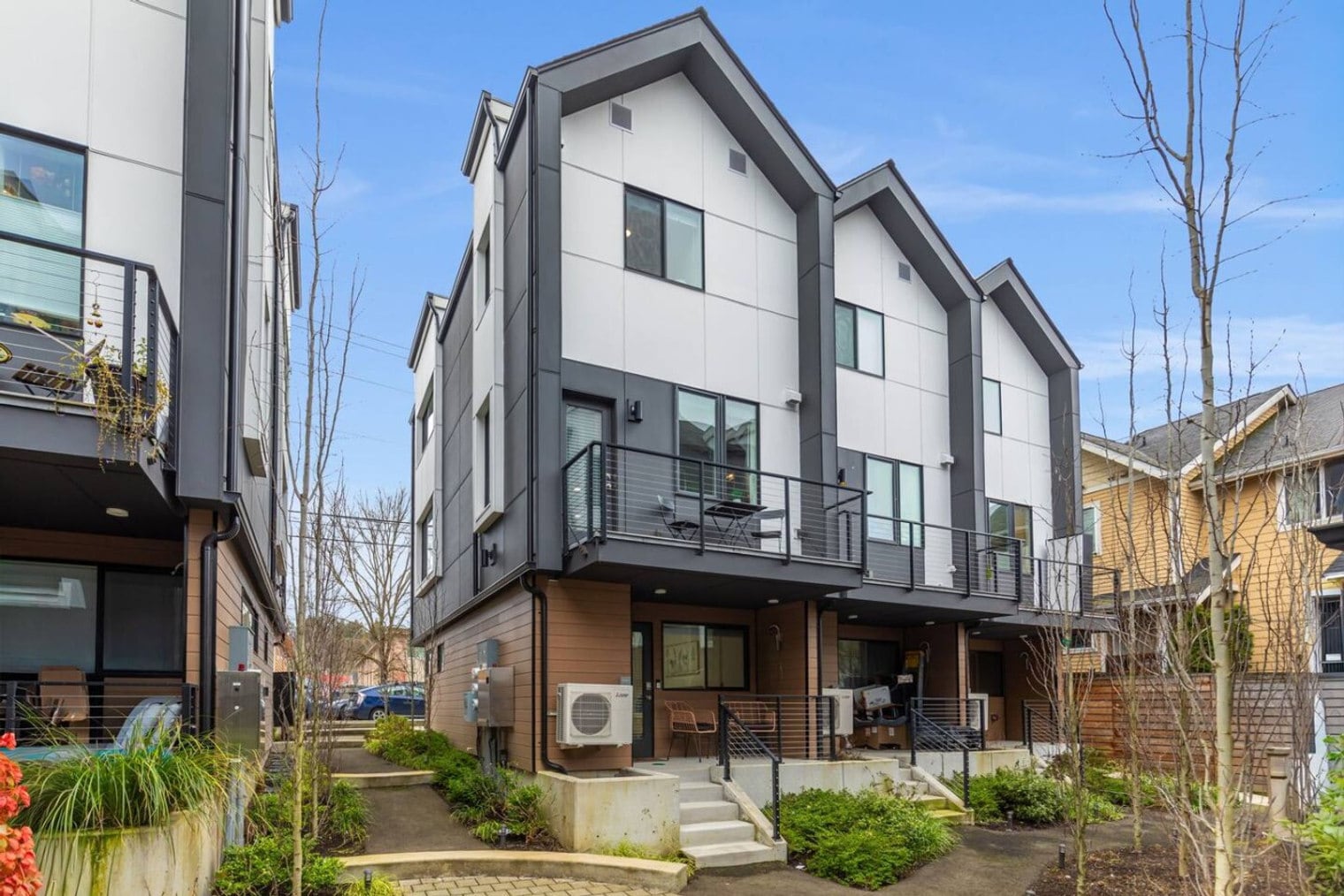 Building Photo - 7510 43rd Ave S