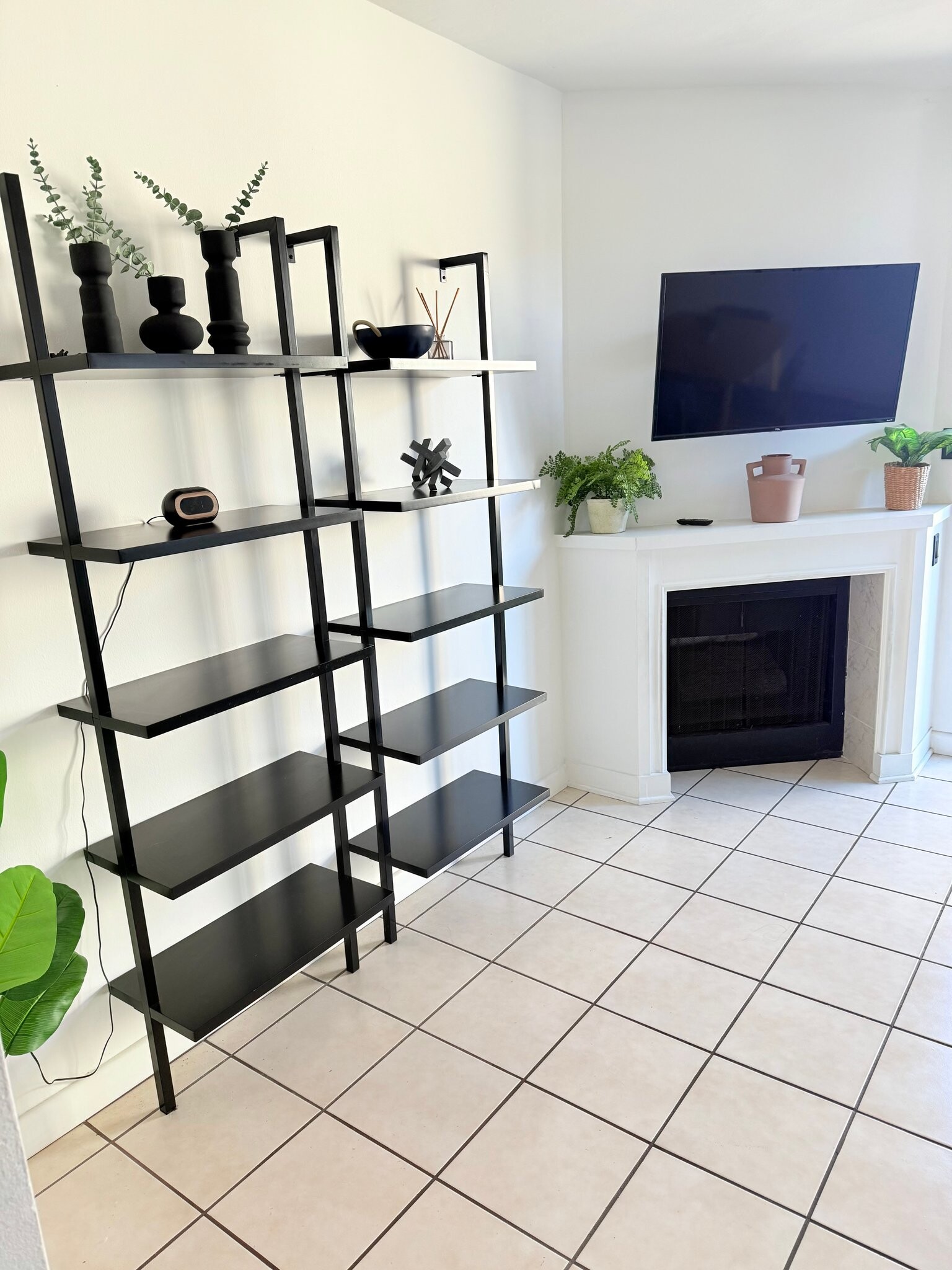 Building Photo - 5401 Slauson Ave