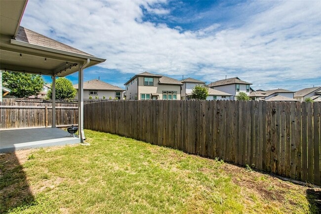 Building Photo - 9603 Tanager Way